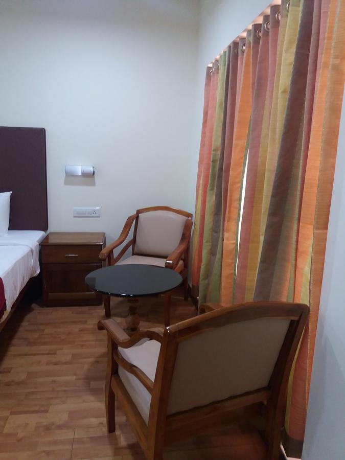 Travancore Island Resort Thiruvananthapuram Extérieur photo